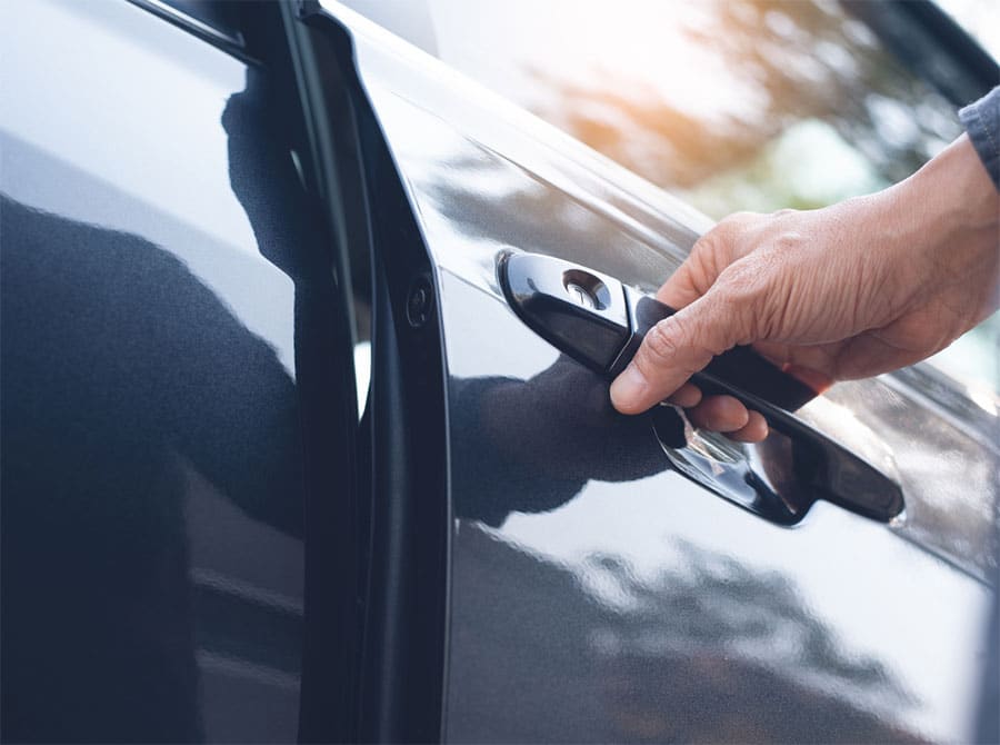 Cómo Evitar Problemas al Cerrar el Vehículo